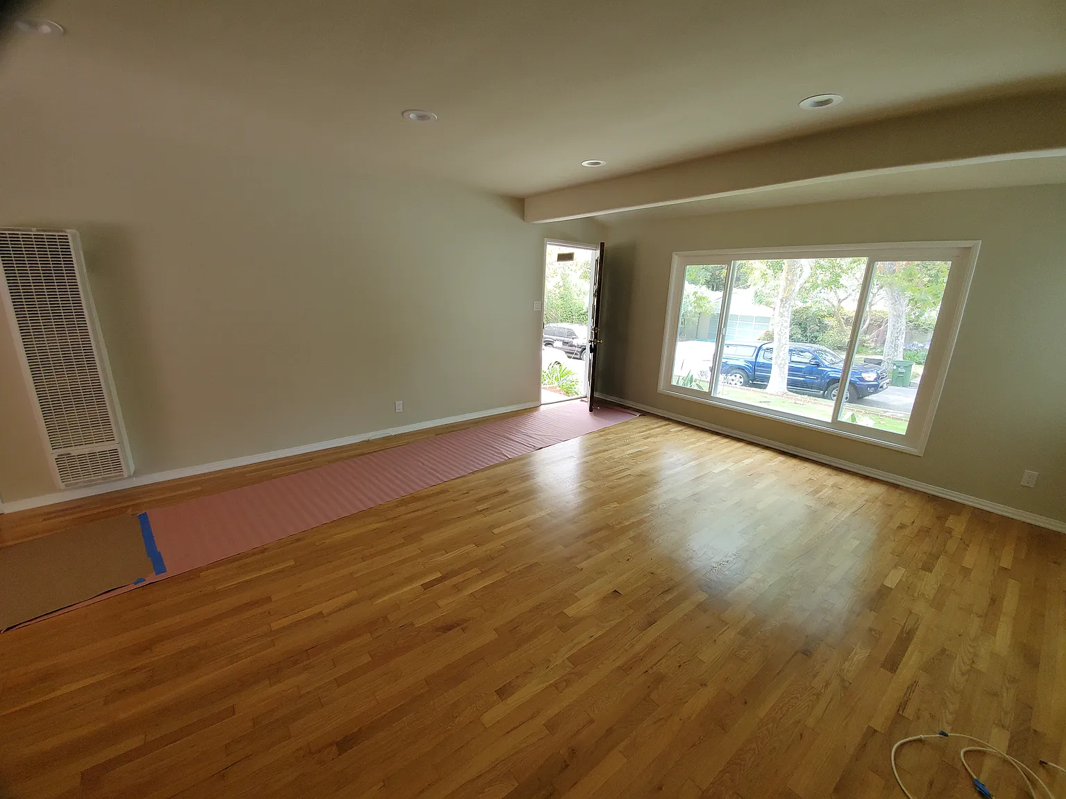 3 bed, $5,995 — Photo 4