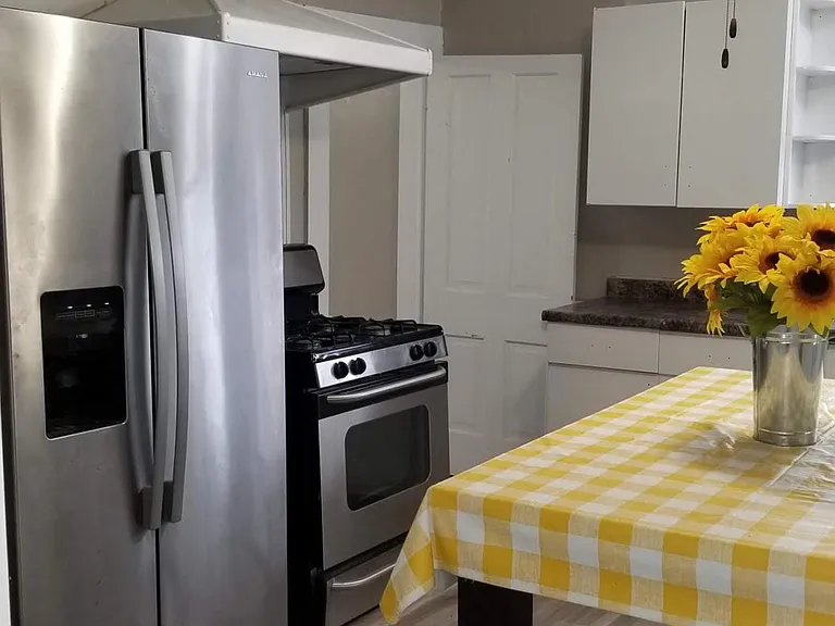 Kitchen with Stainless Steele Appliances