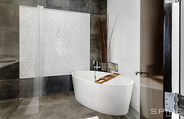 Rented by Spire Group | media 37