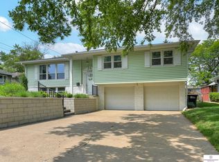 7326 Izard St, Omaha, NE 68114