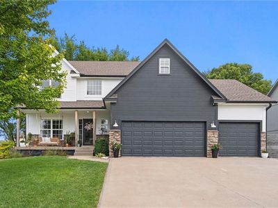 2352 SW River Spring Rd, Lees Summit, MO, 64082