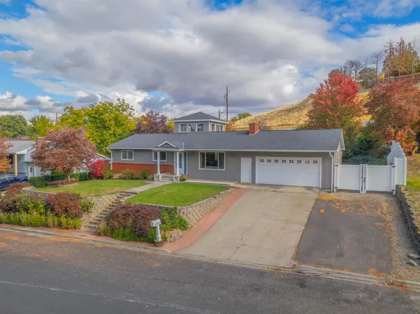 2129 2nd St, Lewiston, ID 83501