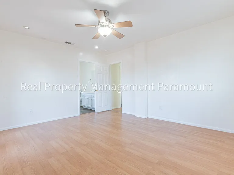 3248 W. 111th Street — Photo 19