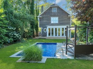 38 Pelham St, Southampton, NY 11968