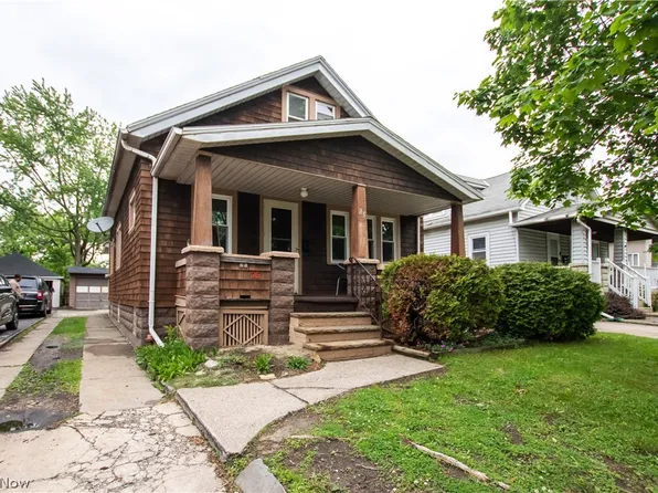 25 Forbes Rd, Bedford, OH 44146