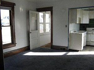 4th image of 910 Maryland Ave