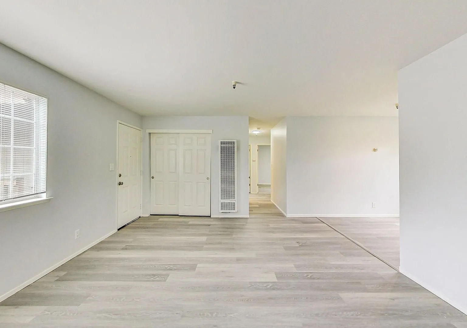Beautifully Renovated 3BD/1BA in Oakland's Sausal Creek Neighborhood — Photo 1