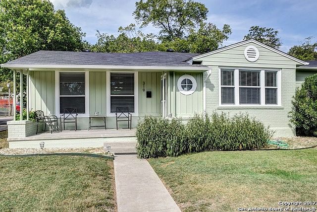 1st image of 319 Sutton Dr