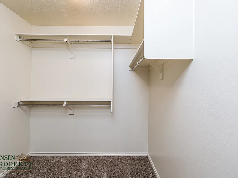 1042 N 1340 West Cir #2 — Photo 14