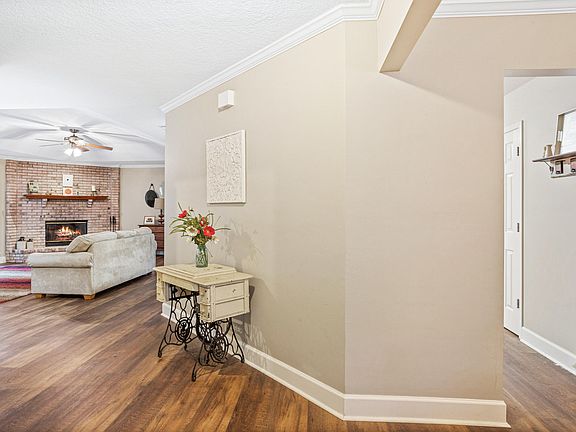 3rd image of 12452 Brady Place Blvd