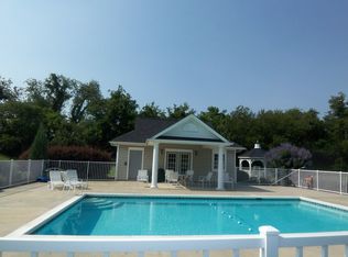 343 Chesapeake Watch Rd #B, Deltaville, VA 23043