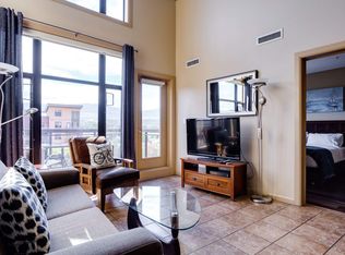 654 Cook Rd UNIT 605, Kelowna, BC V1W3G7