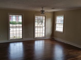 2206 Wilson St, Vicksburg, MS 39180