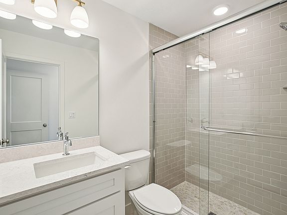 5th image of 7704 Main St #7704
