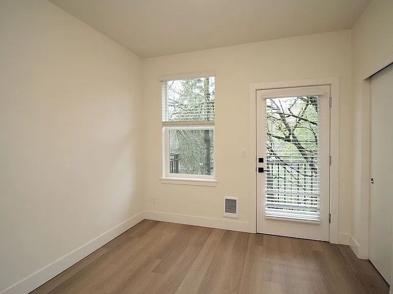 8417 SW 24th Ave — Photo 16