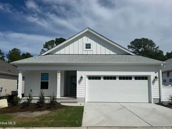 2415 Lake Ridge Drive, Southport, NC 28461
