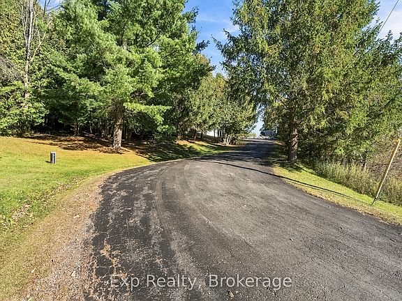 5th image of 3835 Harwood Rd