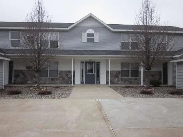 613 Trinity Dr Unit 1, Caledonia, MI 49316