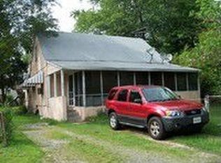 906 Selby Blvd, Edgewater, MD 21037