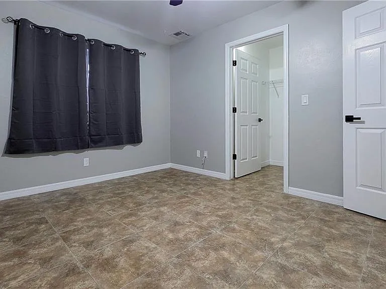 7319 Albany Rd — Photo 17