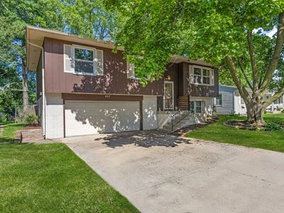 617 Wheaton Rd, Iowa City, IA, 52246