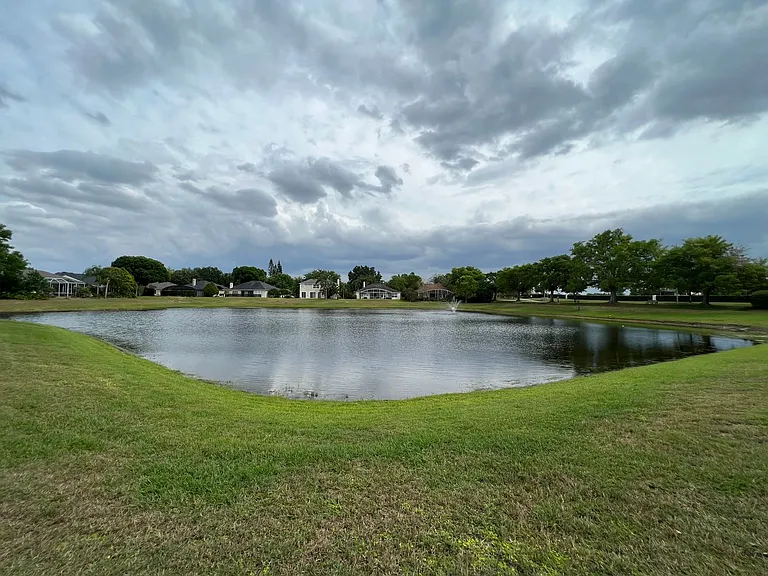 10008 Canopy Tree Ct — Photo 20