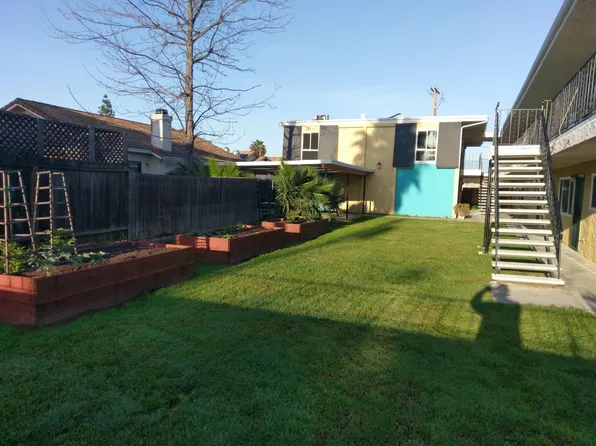 876 Cherrywood Way, El Cajon, CA 92021