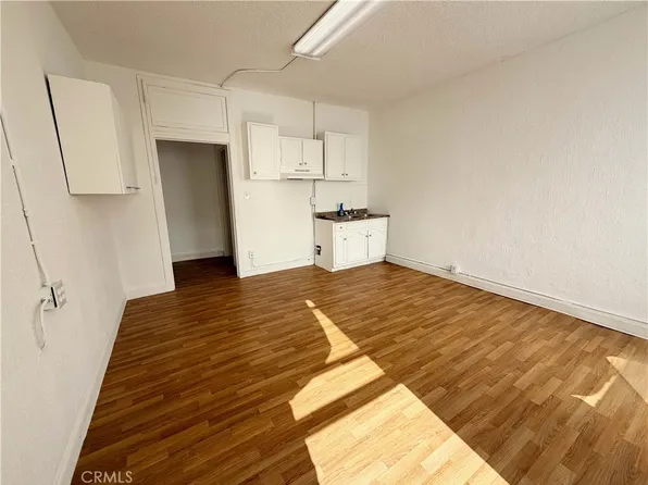 256 W Florence Ave APT 202, Los Angeles, CA 90003