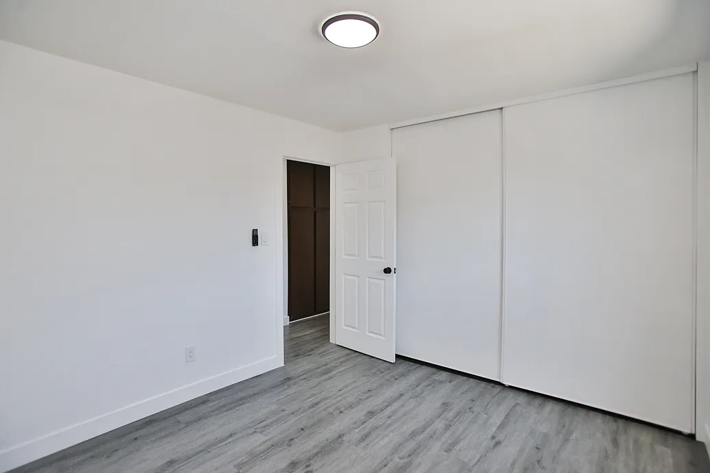 1 bed, 800 sqft, $1,700 — Photo 3