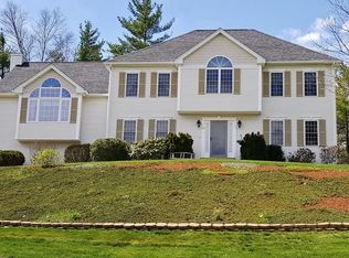 12 Tannery Rd, Sturbridge, MA 01518
