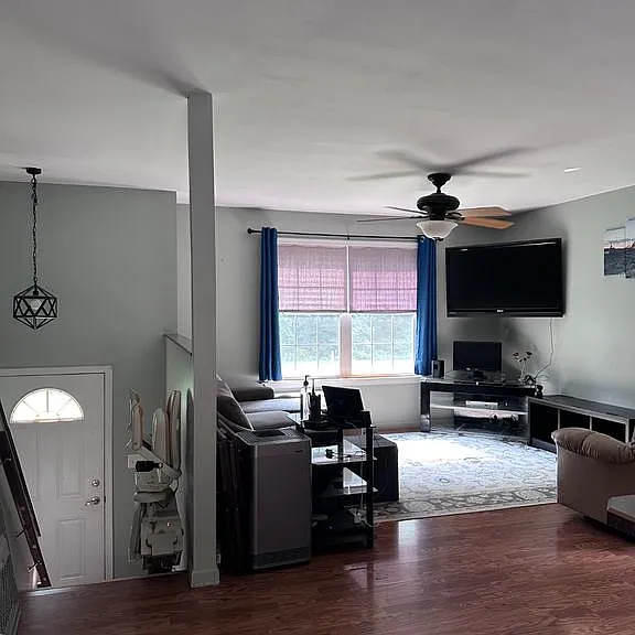 949 Gershal Ave — Photo 4