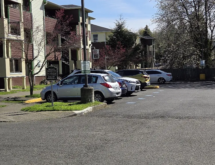9230 SE Division St #203 — Photo 2