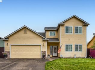 4195 Geranium Loop NE, Salem, OR 97305