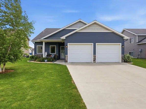 676 16th St S, Sartell, MN 56377