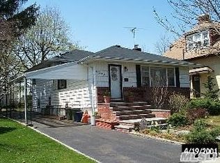 126 Wentworth Ave, Albertson, NY 11507