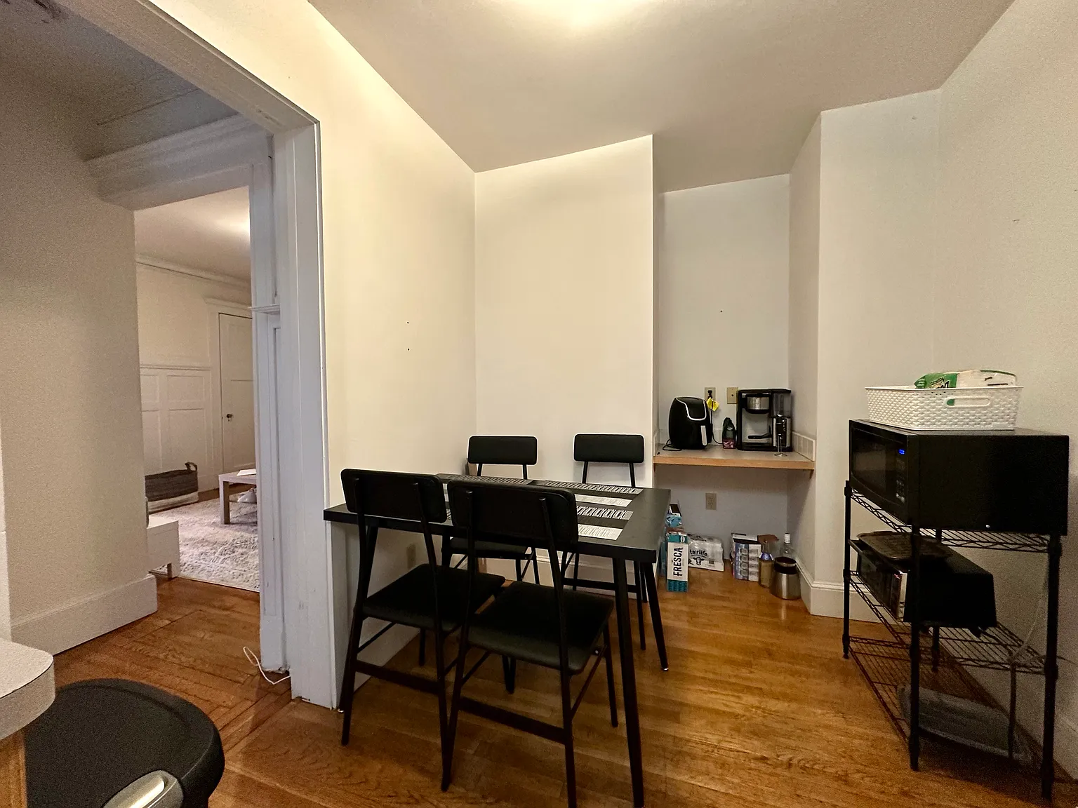 3 bed, 1500 sqft, $5,600 — Photo 3