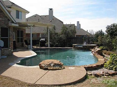 1st image of 4307 Lone Oak Dr