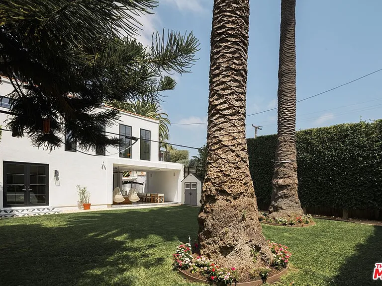 730 Westbourne Dr — Photo 17