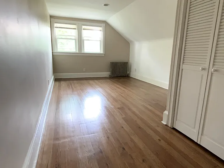 1626 Riverside Dr — Photo 23