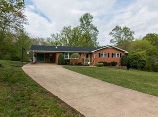 111 Valley View Rd, Dover, TN 37058