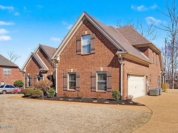 3rd image of 1884 Keenlan Dr W