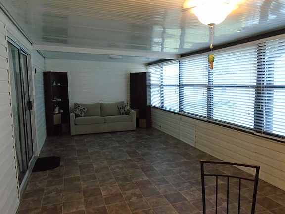2nd image of 6050 Forest Lake Dr