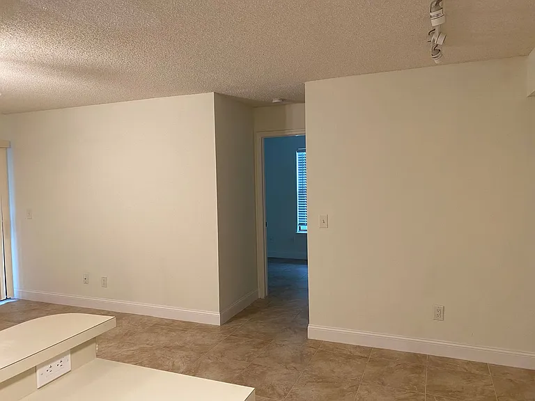 2118 Arbour Walk Cir #2811 — Photo 10