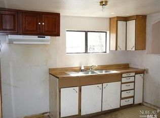 1050 Leddy Ave, Santa Rosa, CA 95407