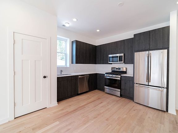 5th image of 4853 N Kenmore Ave #3