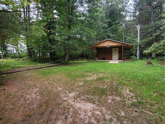 2nd image of W8095 Middle Road