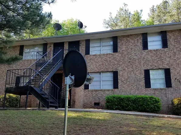 573 Evergreen Ter, Forest Park, GA 30297
