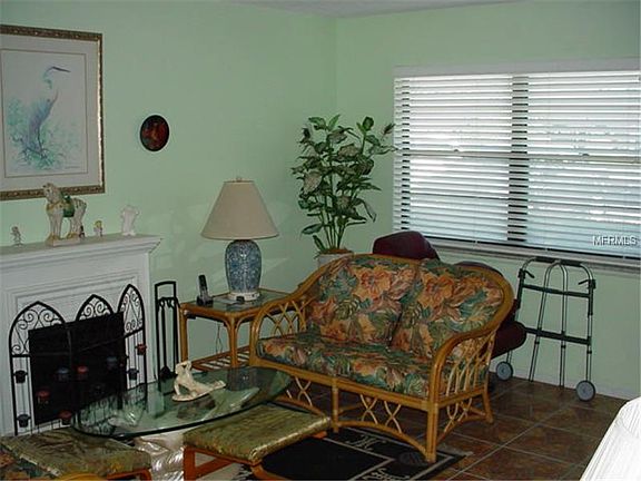 4th image of 7975 58th Ave N Unit 102
