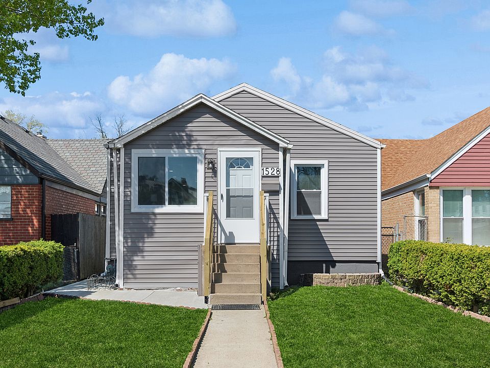 1st image of 1528 N 39th Ave