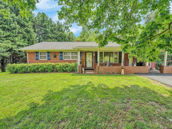 63 Archway Rd, Bassett, VA 24055
